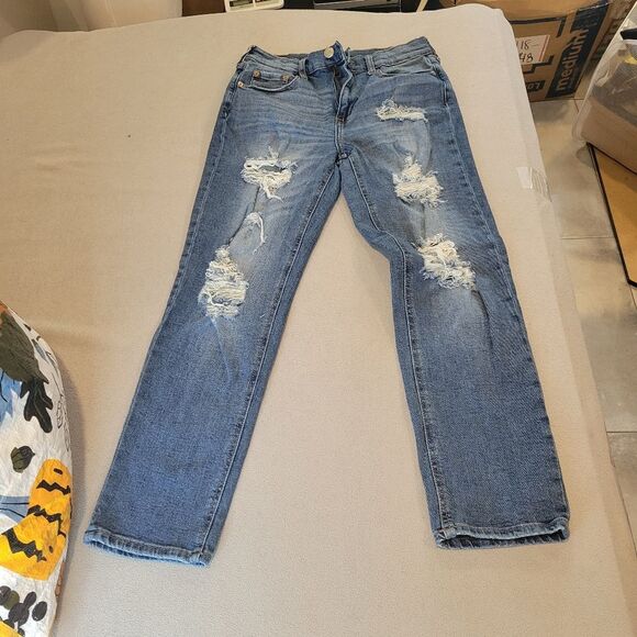 Aeropostale Stretch Mom Jeans Size 6 regular Distressed - Picture 1 of 8